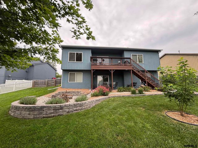 10707 S 29th Street, Bellevue, NE 68123