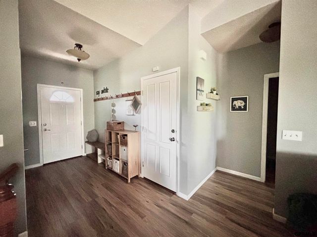 10707 S 29th Street, Bellevue, NE 68123