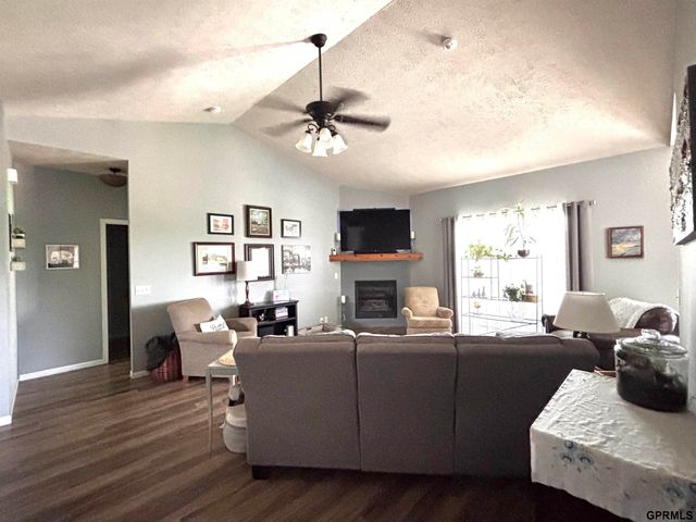 10707 S 29th Street, Bellevue, NE 68123