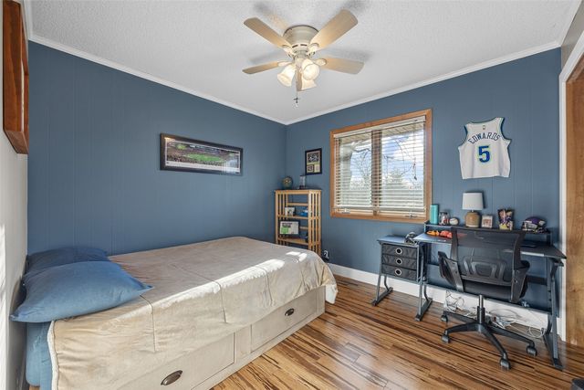 1896 Sunset Drive NE, Solon, IA 52333