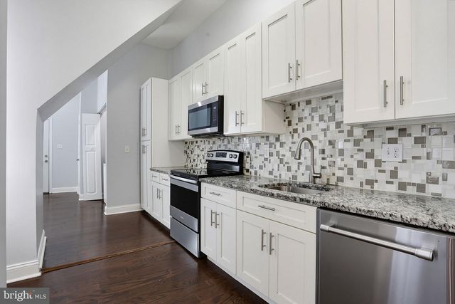 2018 LINDEN AVE, Baltimore, MD 21217