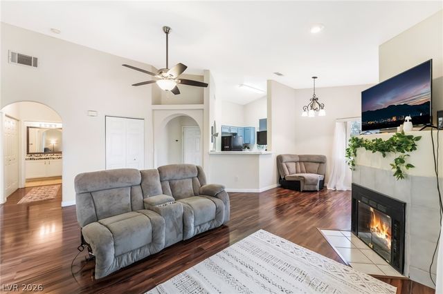 900 Heavenly Hills Court 213, Las Vegas, NV 89145