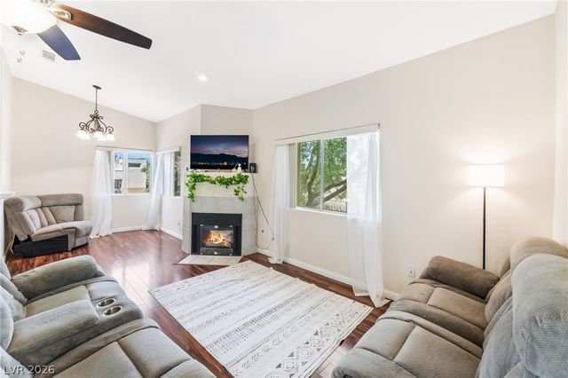 900 Heavenly Hills Court 213, Las Vegas, NV 89145