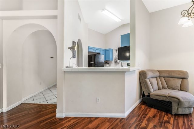 900 Heavenly Hills Court 213, Las Vegas, NV 89145