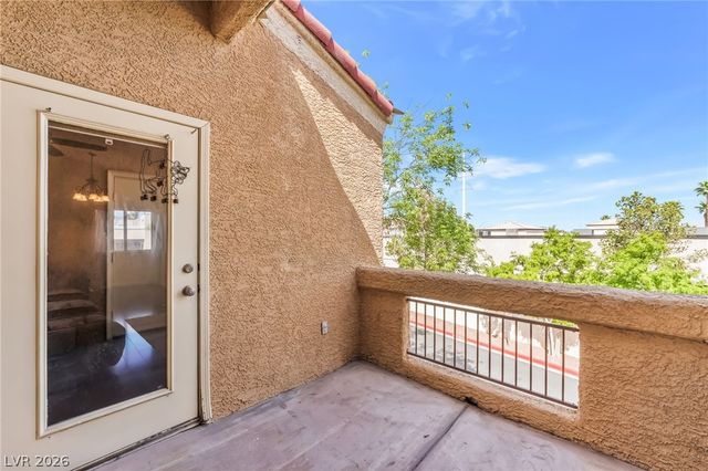 900 Heavenly Hills Court 213, Las Vegas, NV 89145