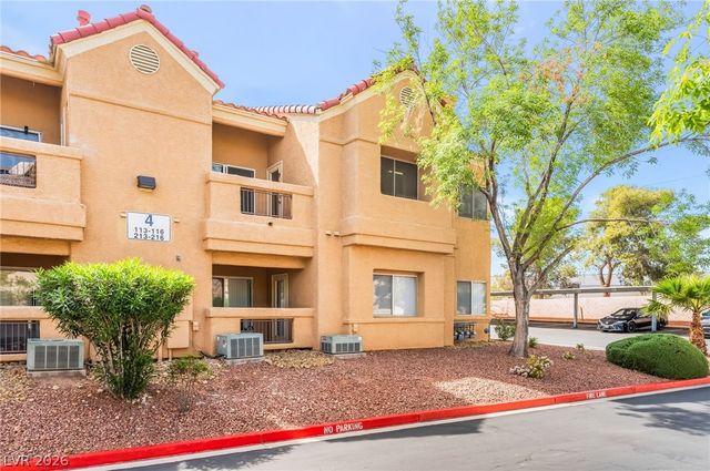 900 Heavenly Hills Court 213, Las Vegas, NV 89145