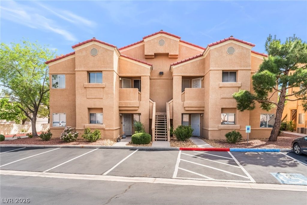 900 Heavenly Hills Court 213, Las Vegas, NV 89145