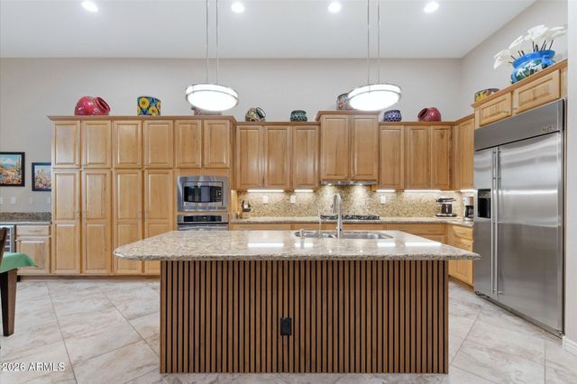 40322 N HAWK RIDGE Trail, Anthem, AZ 85086