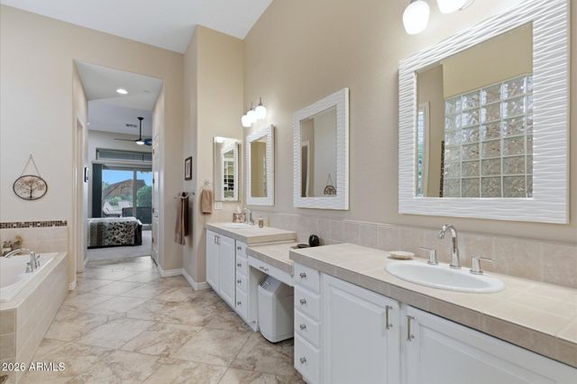 40322 N HAWK RIDGE Trail, Anthem, AZ 85086