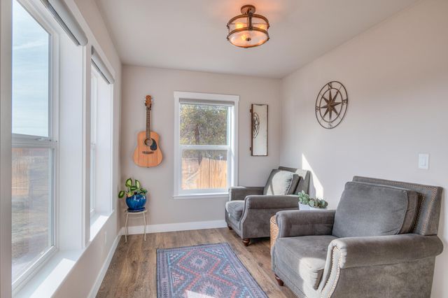 16732 Contorta Place, La Pine, OR 97739