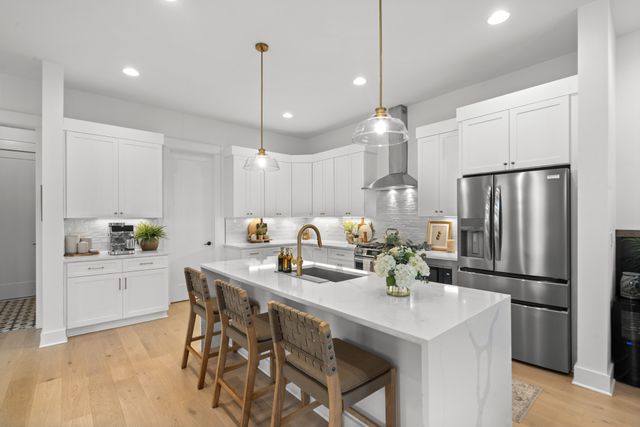 2304B Porter Rd, Nashville, TN 37206
