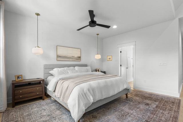 2304B Porter Rd, Nashville, TN 37206
