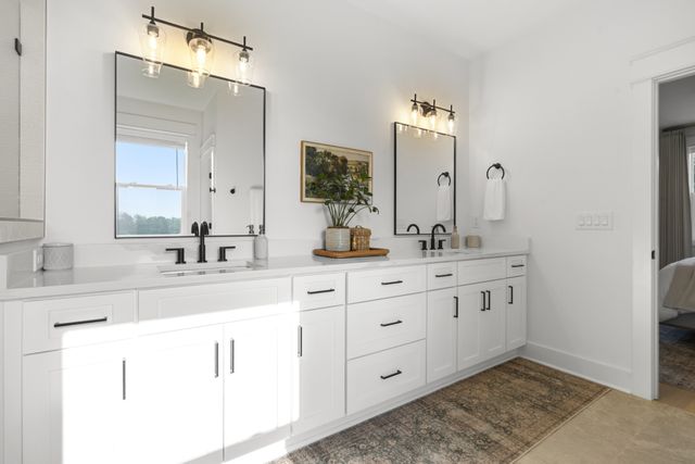 2304B Porter Rd, Nashville, TN 37206