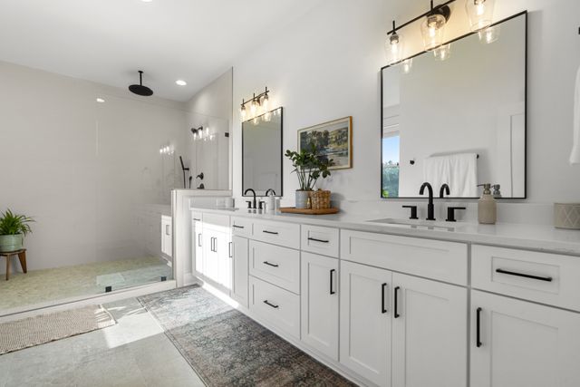 2304B Porter Rd, Nashville, TN 37206