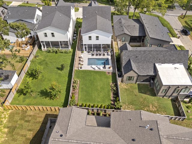 2304B Porter Rd, Nashville, TN 37206