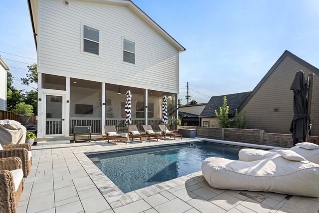 2304B Porter Rd, Nashville, TN 37206