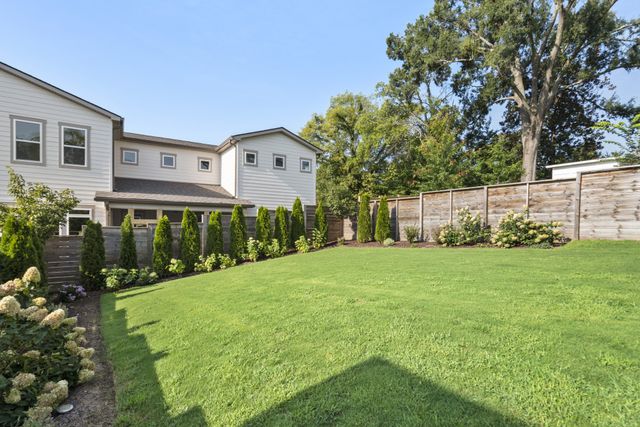 2304B Porter Rd, Nashville, TN 37206