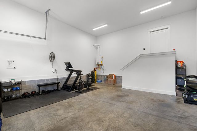 2304B Porter Rd, Nashville, TN 37206