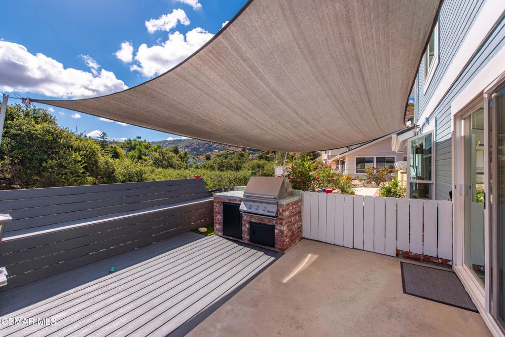 Image 25 of property listing at 1314 Gonzales Road, Simi Valley, CA 93063