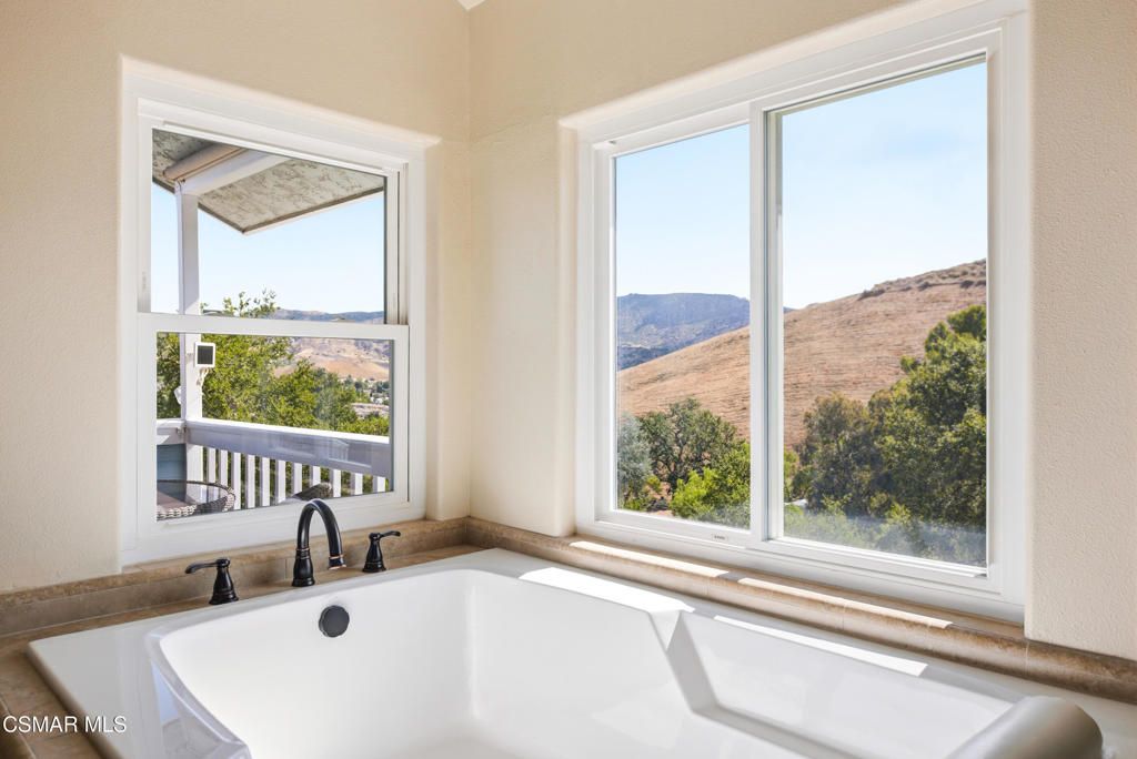 Image 31 of property listing at 1314 Gonzales Road, Simi Valley, CA 93063