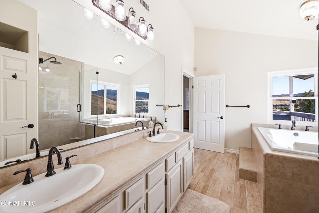 Image 34 of property listing at 1314 Gonzales Road, Simi Valley, CA 93063