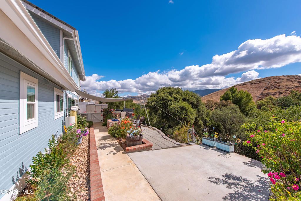 Image 85 of property listing at 1314 Gonzales Road, Simi Valley, CA 93063