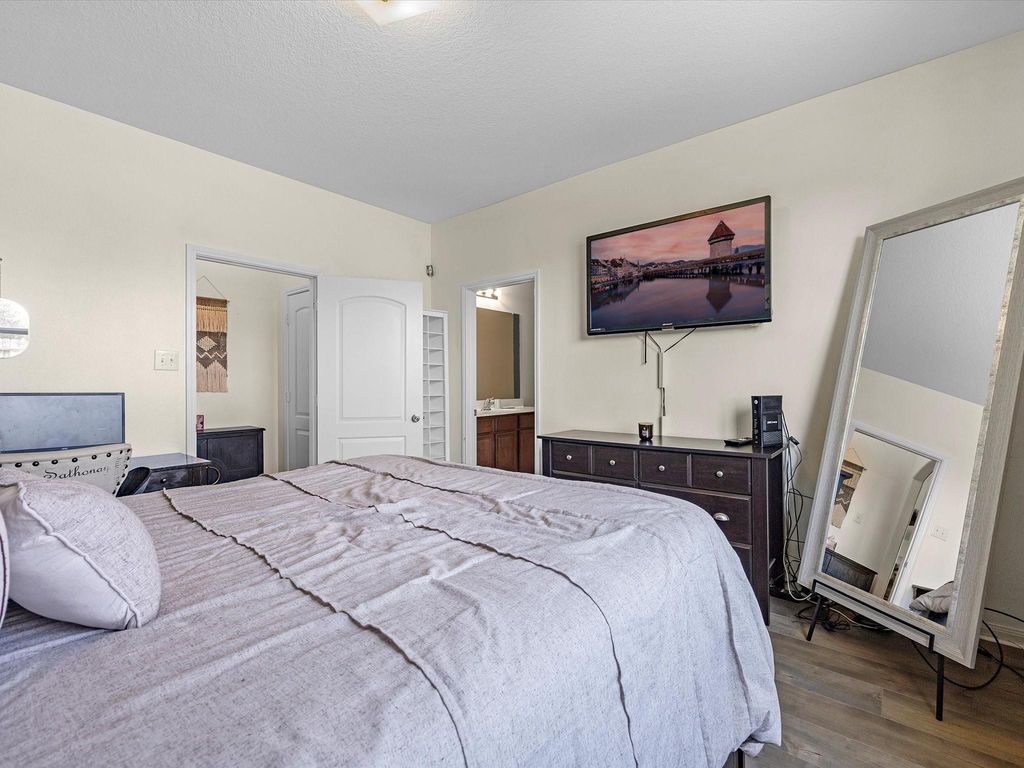 Image 11 of property listing at 4727 Evening Place Lane, Richmond, TX 77469