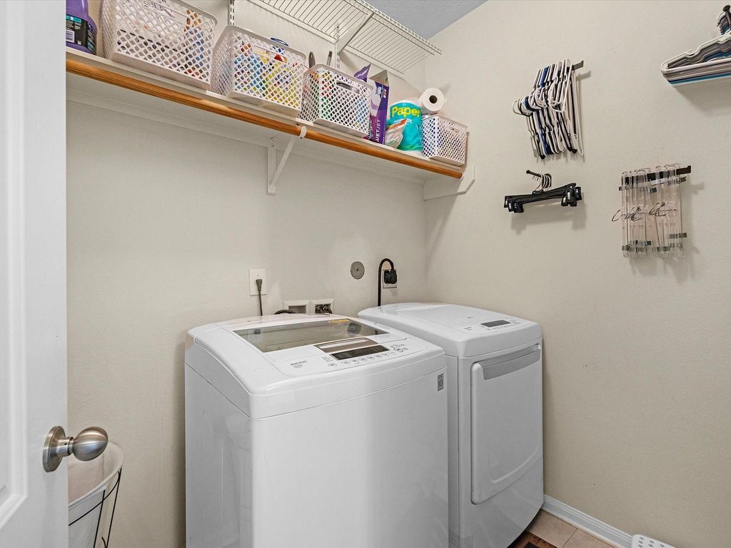 Image 17 of property listing at 4727 Evening Place Lane, Richmond, TX 77469