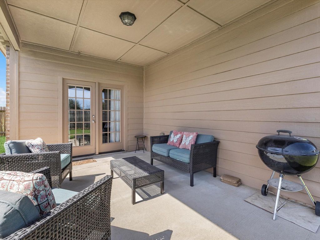 Image 18 of property listing at 4727 Evening Place Lane, Richmond, TX 77469