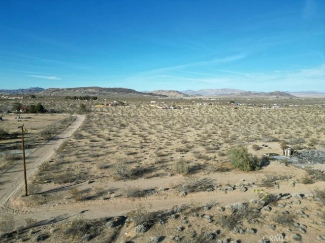 57186 Karol, Landers, CA 92285
