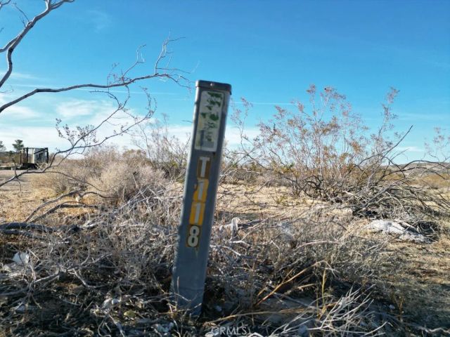 57186 Karol, Landers, CA 92285