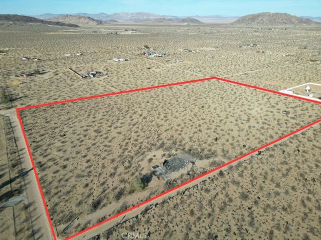 57186 Karol, Landers, CA 92285