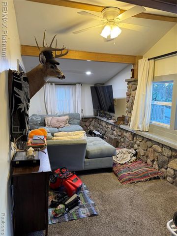 3426 Maple Ridge, Highland, MI 48356