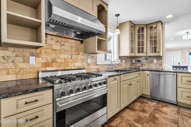 959 Jamaica Boulevard, Toms River, NJ 08757