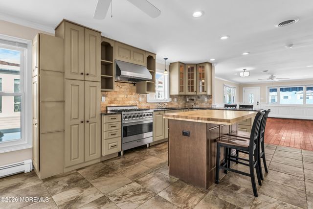 959 Jamaica Boulevard, Toms River, NJ 08757