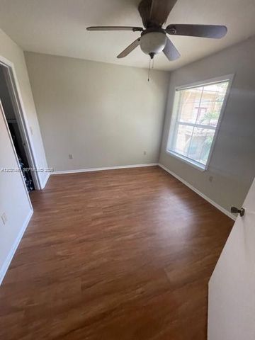 4767 Via Palm Lks 209, West Palm Beach, FL 33417