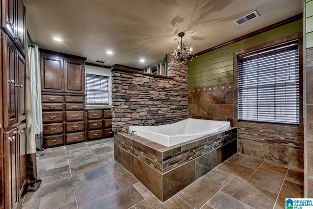 9428 LEE STREET W, Blountsville, AL 35031