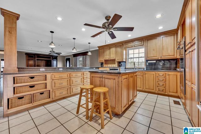 9428 LEE STREET W, Blountsville, AL 35031