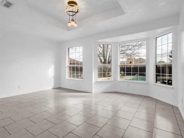 2913 Spartacus Drive, Grand Prairie, TX 75052