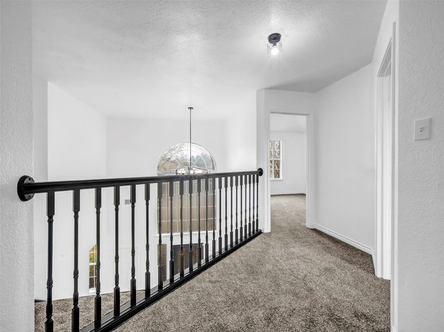 2913 Spartacus Drive, Grand Prairie, TX 75052