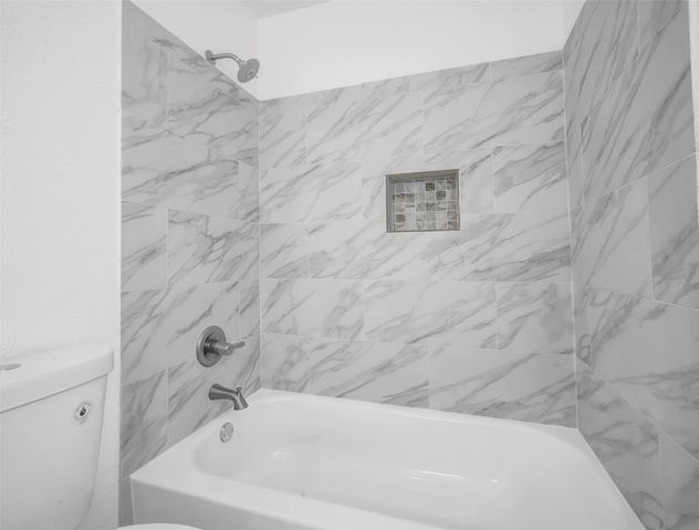 2913 Spartacus Drive, Grand Prairie, TX 75052