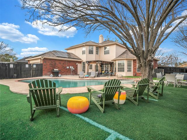 2913 Spartacus Drive, Grand Prairie, TX 75052