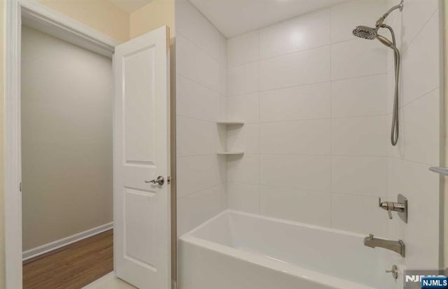 35 Old Chimney Road, Upper Saddle River, NJ 07458