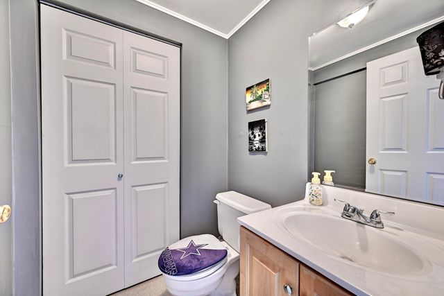 804 Horseshoe Lane, Florence, KY 41042