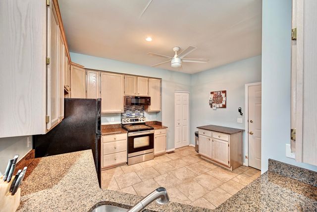 804 Horseshoe Lane, Florence, KY 41042