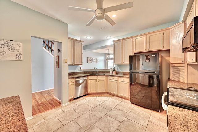 804 Horseshoe Lane, Florence, KY 41042
