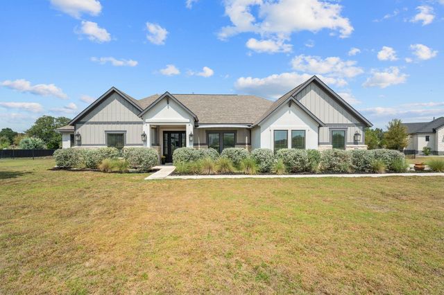 104 Rolling Hills CT, Spicewood, TX 78669