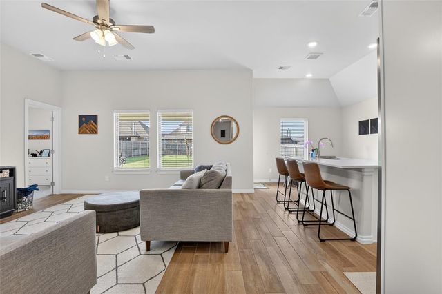 8400 NW 162nd Street, Edmond, OK 73013