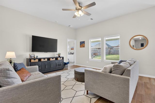 8400 NW 162nd Street, Edmond, OK 73013
