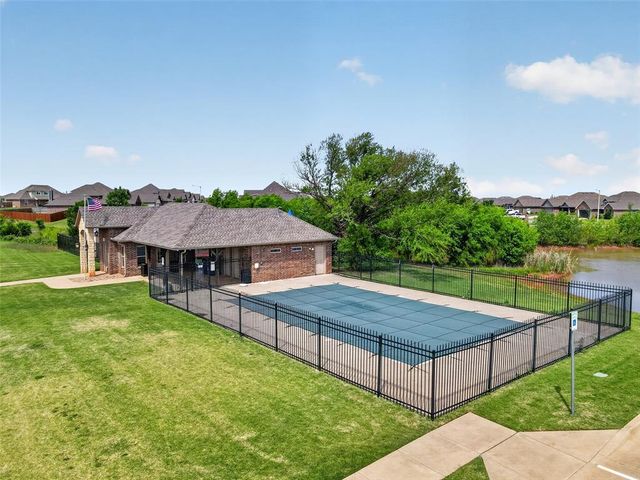 8400 NW 162nd Street, Edmond, OK 73013